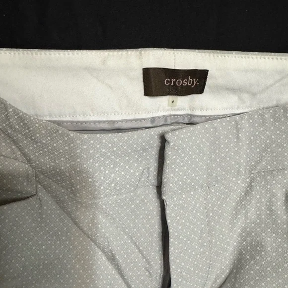 Gray Woman’s Pants - Picture 2 of 5